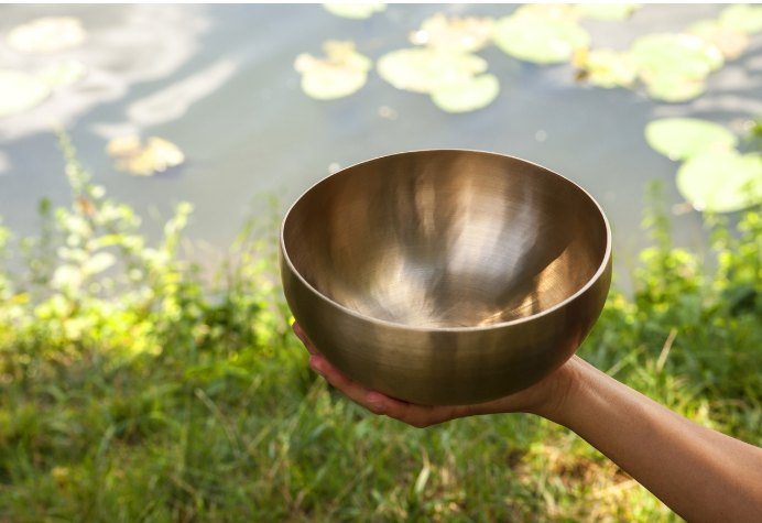Découverte du massage aux bols chantants au Spa de Cuisery