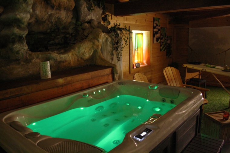 sauna, hammam et bain à remous au spa de Cuisery 71