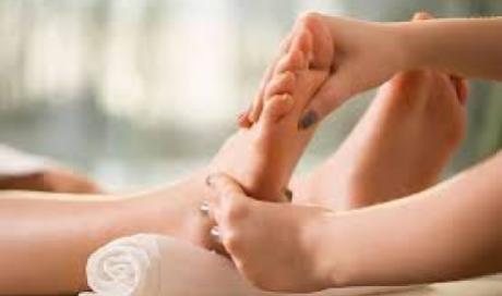 Massage des pieds et réflexologie au spa de Cuisery
